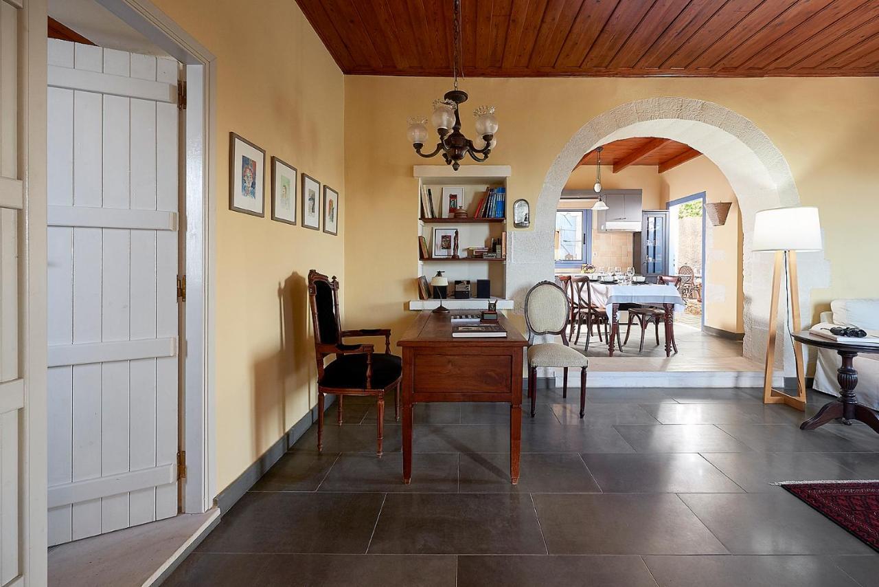 Philyra Farmhouse Kefalas Bagian luar foto